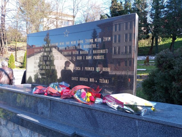 Partizansko groblje